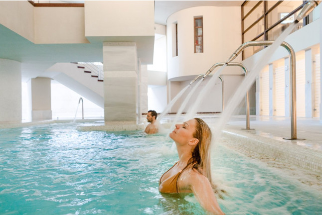 Circuito Spa en Royal Hideaway Sancti Petri Spa & Resort 5* y Visita a Bodegas Osborne y Cata de vinos de Jerez para dos (Cádiz)