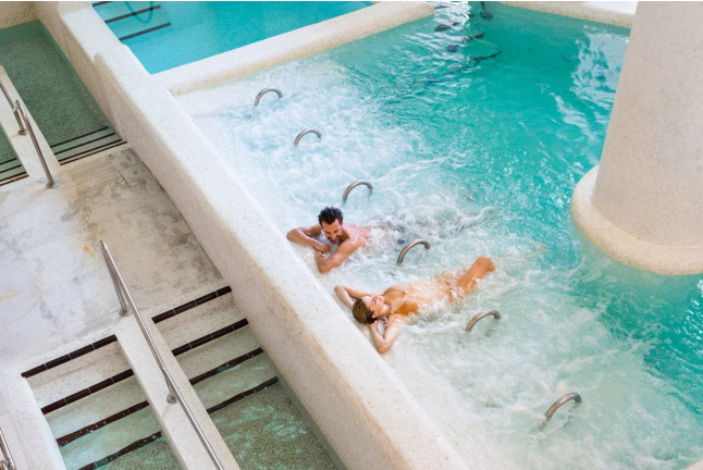 Circuito Spa en Royal Hideaway Sancti Petri Spa & Resort 5* y Visita a Bodegas Osborne y Cata de vinos de Jerez para dos (Cádiz)