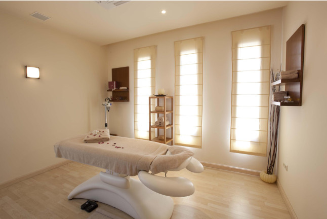 Circuito Spa y Masaje Relajante en Hotel Hospes Palacio de Arenales & Spa 5* (Cáceres)