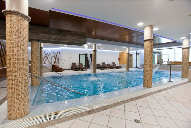 Circuito Spa y Masaje Relajante en Hotel Hospes Palacio de Arenales & Spa 5* (Cáceres)