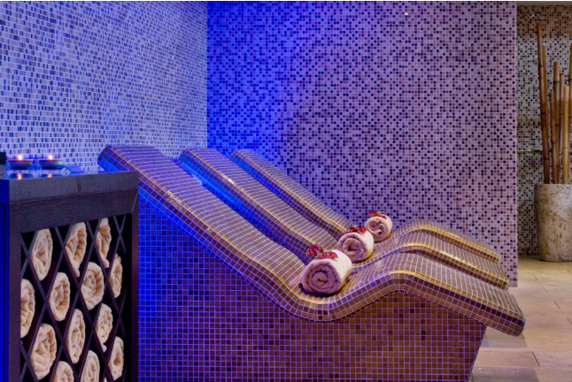 Spa y Masaje en Hotel 5* y Taller y Cata de Cervezas Artesanas para dos (Barcelona)
