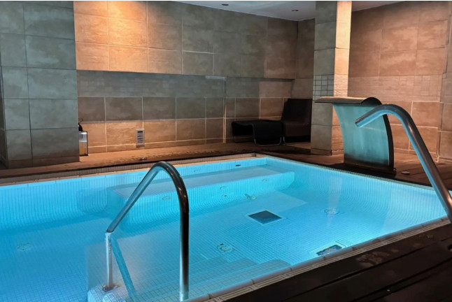 Circuito Spa y Masaje Relajante para dos en Hotel Catalonia Ramblas 4* (Barcelona)