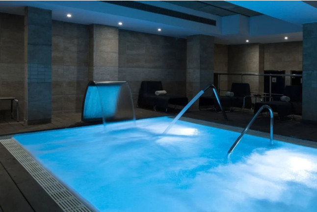Circuito Spa y Masaje Relajante para dos en Hotel Catalonia Ramblas 4* (Barcelona)