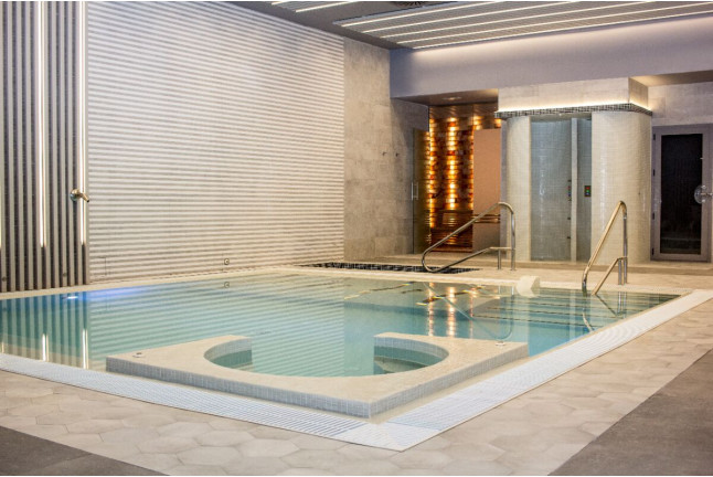 Circuito Spa y Comida o Cena para dos en Hotel Spa Tudanca Aranda 4* (Aranda de Duero, Burgos)