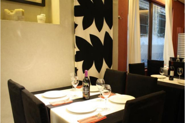 Circuito Spa y Cena para dos en el Hotel Macià Granada Five Senses 3* (Granada)