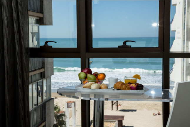 Escapada 2 noches con Spa y Cena en Hotel Cádiz Plaza 4* (Cádiz)