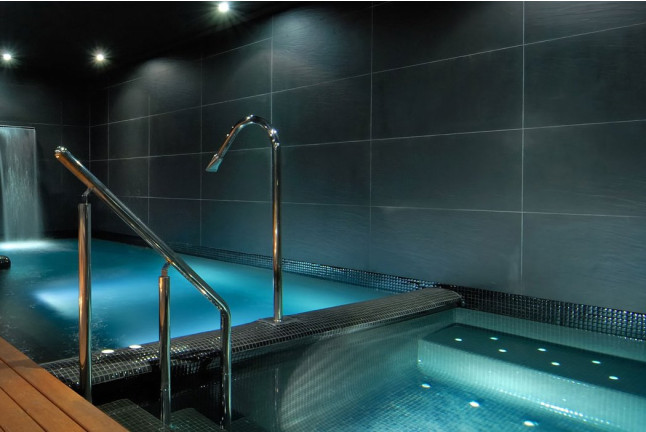 Circuito Spa y Cena para dos en Hotel Vincci Frontaura 4* (Valladolid)