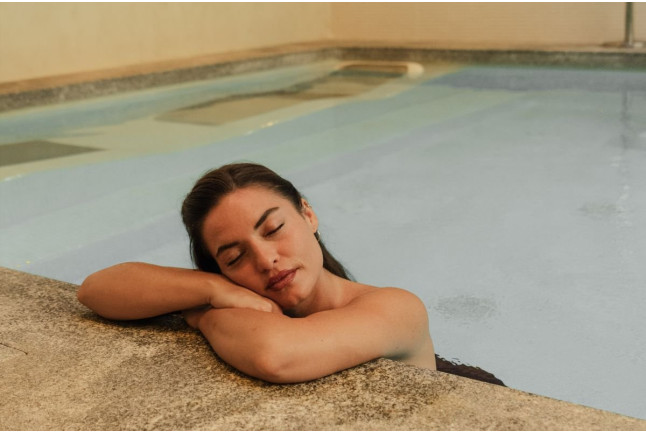 Circuito Spa y Tratamiento Facial o Corporal Personalizado en Maison CODAGE Marbella del Kimpton Los Monteros 5* (Marbella, Málaga)