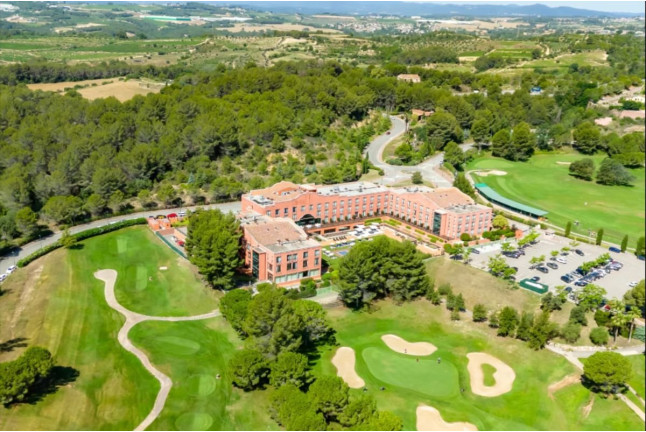 Spa y Comida en Dolce by Wyndham Barcelona Resort 4* Sup (Sant Esteve Sesrovires, Barcelona)