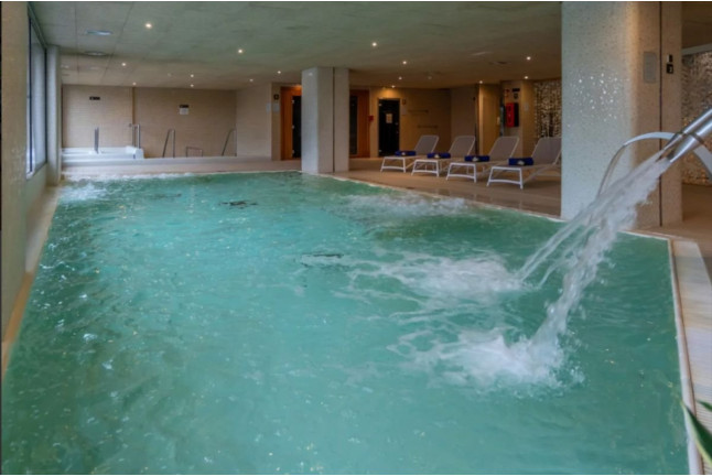 Circuito Spa, Masaje y Comida o Cena en Dolce by Wyndham Barcelona Resort 4* Sup (Sant Esteve Sesrovires, Barcelona)