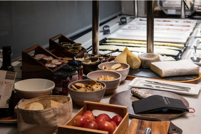 Circuito Spa y Desayuno Buffet en Hotel Catalonia Atenas 4* (Barcelona)