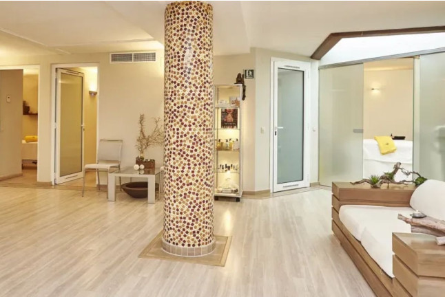 Circuito Spa y Desayuno en Hotel Grèvol Spa 4* (Llanars, Girona)