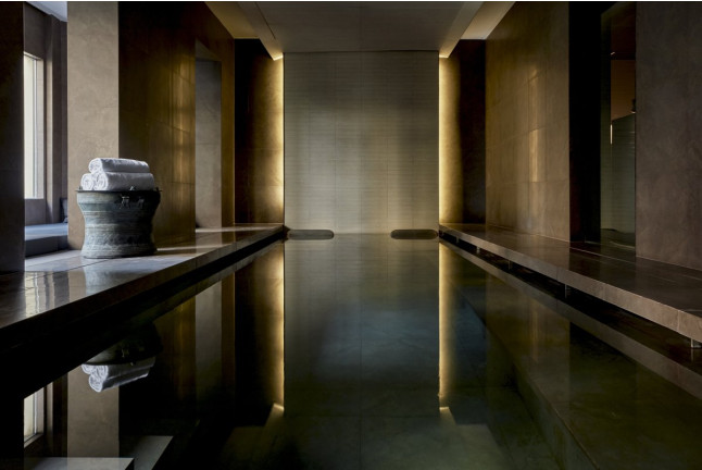 Circuito Spa con Masaje en Pareja, Cava y Bombones para dos en Serena SPA @ Sir Víctor Hotel 5* (Barcelona)