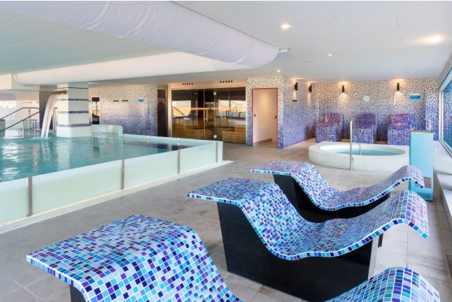 Spa & Bites: Circuito Spa, Tapa y Bebidas para dos en Alexandre Hotel Frontair Congress 4* (Sant Boi, Barcelona)