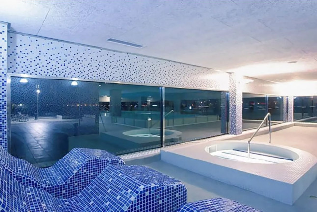 Spa & Bites: Circuito Spa, Tapa y Bebidas para dos en Alexandre Hotel Frontair Congress 4* (Sant Boi, Barcelona)