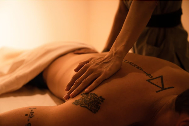 Circuito Spa, Masaje de 25' y Desayuno en Rock Spa de Hard Rock Hotel Marbella 4* (Marbella, Málaga)