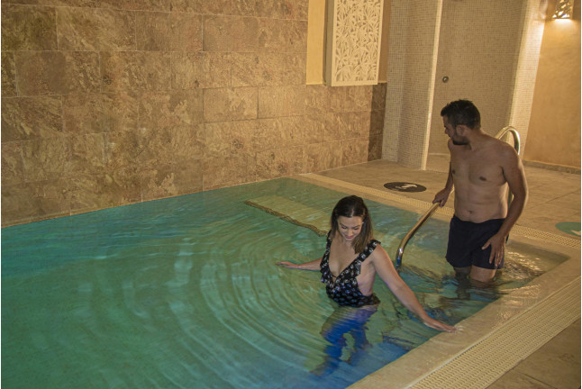 Circuito Spa en el Hotel El Cortijo de Zahara 4* (Zahara de los Atunes, Cádiz)