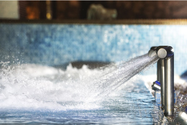 Circuito Spa, Masaje Relajante y Cena para dos en Sallés Hotel Marina Portals 4* (Calvià - Portals Nous, Mallorca)