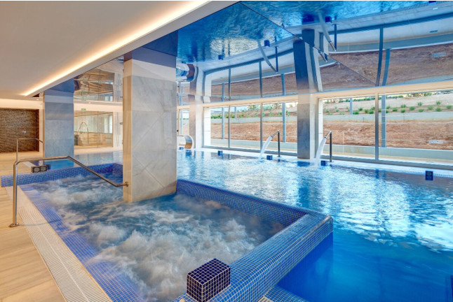 Circuito Spa, Masaje y Jacuzzi Privado para dos en Hipotels Gran Playa de Palma 4* (Mallorca)