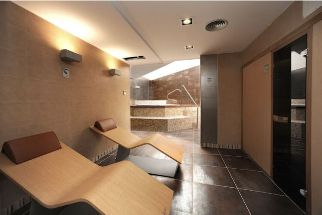 Circuito Spa Privado y Masaje Relajante en Spa Leo Deluxe Solo Adultos (Punta Umbría, Huelva)