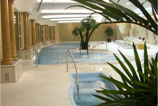 Circuito Spa y Hidromasaje Aquathermojet en Hotel Beatriz Toledo Auditorium & Spa 4* (Toledo)