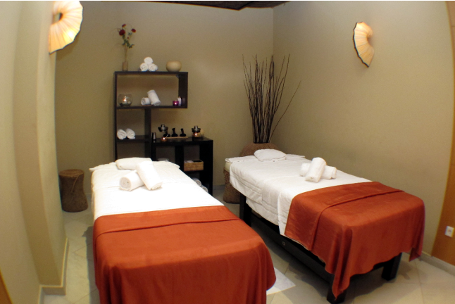 Circuito Spa, Masaje y Desayuno para dos en Spa Islantilla (Huelva)
