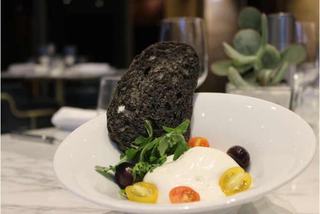 Circuito Spa, Masaje Hindú y Comida o Cena en Restaurante B-24 en Spazio Nyxpert Royal & Spa Hotel Fairmont Rey Juan Carlos I 5* (Barcelona)