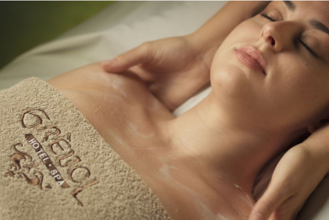 Circuito Spa, Masaje y Desayuno en Hotel Grèvol Spa 4* (Llanars, Girona)