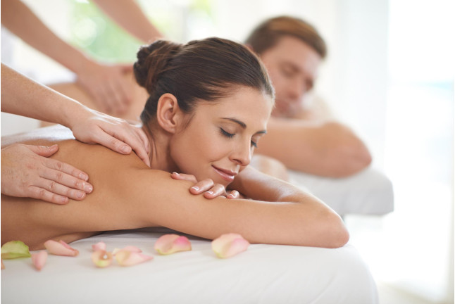 Circuito Spa, Masaje y Brocheta de Fruta para dos en Hospes Palacio de los Patos 5* (Granada)