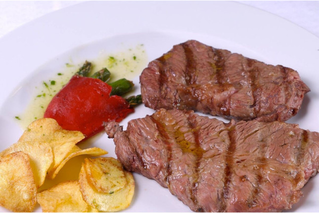 Circuito Spa y Masaje en Hotel Catalonia Reina Victoria 4* y Menú para dos en Restaurante Abrasador La Carreta (Ronda, Málaga)