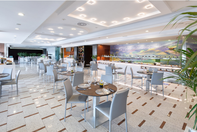 Circuito Spa, Masaje Relajante y Desayuno en Alexandre Hotel Frontair Congress 4* (Sant Boi, Barcelona)