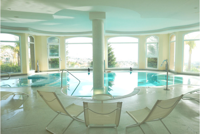 Circuito Spa, Masaje Cervical, Envoltura y Menú para dos en Spa Sensara (Arroyo de la Miel, Málaga)