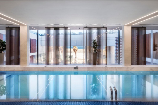Moto de Agua y Circuito Spa para dos en Hotel Marina Badalona 4* (Badalona, Barcelona)