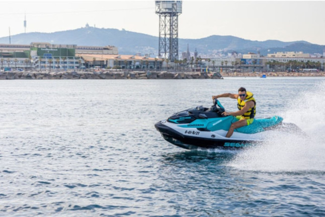 Moto de Agua y Circuito Spa para dos en Hotel Marina Badalona 4* (Badalona, Barcelona)