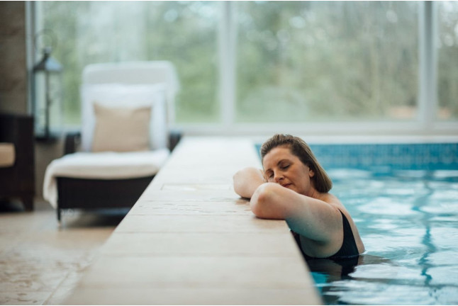 Circuito Spa, Masaje y Brocheta de Fruta Fresca en Hospes Palacio de los Patos 5* (Granada)