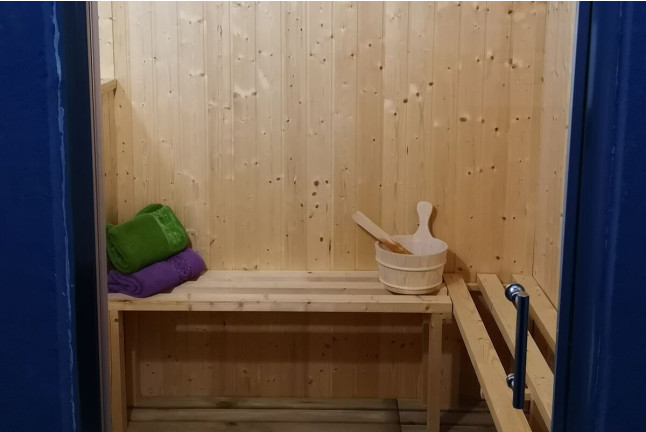 Spa y Hammam Privado con Cava y Bombones para dos en Hotel Cuevas Zacarías (Guadix, Granada)