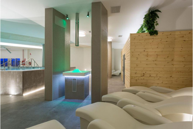 Circuito Spa con Cena en Hotel Spa Odeón 4* (Ferrol, A Coruña) - De lunes a viernes