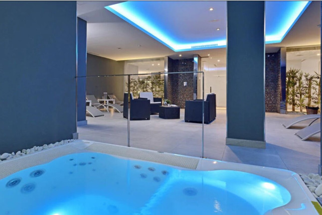 Circuito Spa y Masaje Relajante para dos en Spa Sol Don Marco (Torremolinos, Málaga)