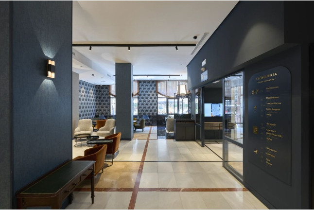 Eternal Lifting Experience: Tratamiento Facial Reafirmante en Hotel Catalonia Plaza Catalunya 4* (Barcelona)