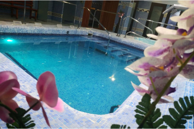 Circuito Spa en Aqua Body y Túnel de Viento en Windobona para dos (Madrid)