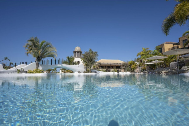 Day Pass con Circuito Spa y Masaje para dos en Naiad Wellness Center del Hotel Suite Villa María 5* (Adeje, Santa Cruz de Tenerife)