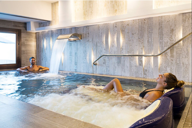 Circuito Spa en Hotel Catalonia Ronda 4* y Visita a Bodegas Morosanto con Cata Guiada para dos (Málaga)