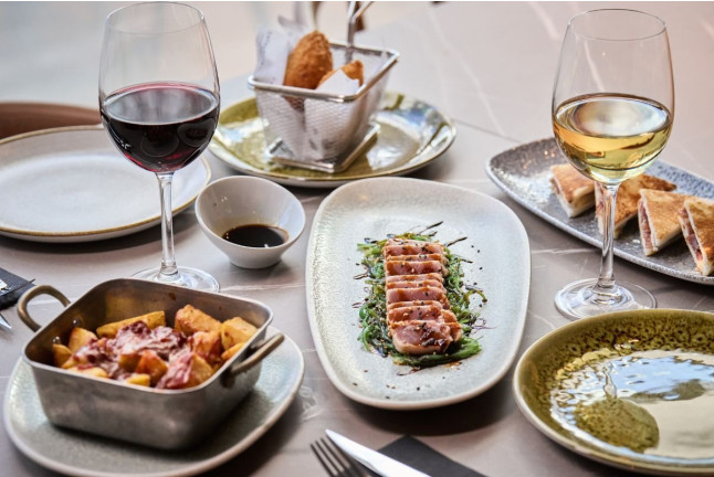 Circuito Spa y Comida en Hotel Catalonia La Maquinista 4* (Barcelona)