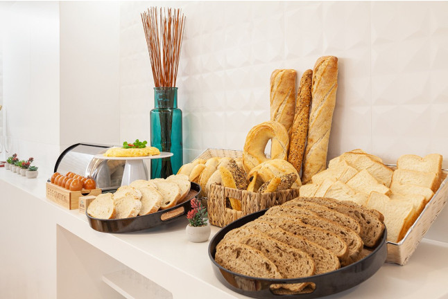 Circuito Spa y Desayuno para dos en Hotel Macià Granada Five Senses 3* (Granada)