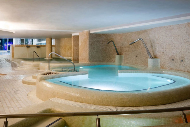 Circuito Spa y Masaje de Chocolate para dos en SPALAS Hotel Gran Palas 5* (La Pineda, Tarragona)