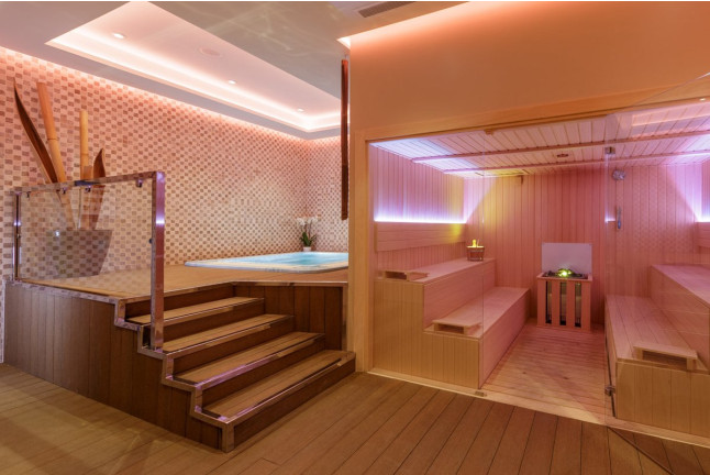 Circuito Spa y Masaje Relajante para dos en Naiad Wellness Center del Hotel Suite Villa María 5* (Adeje, Santa Cruz de Tenerife)