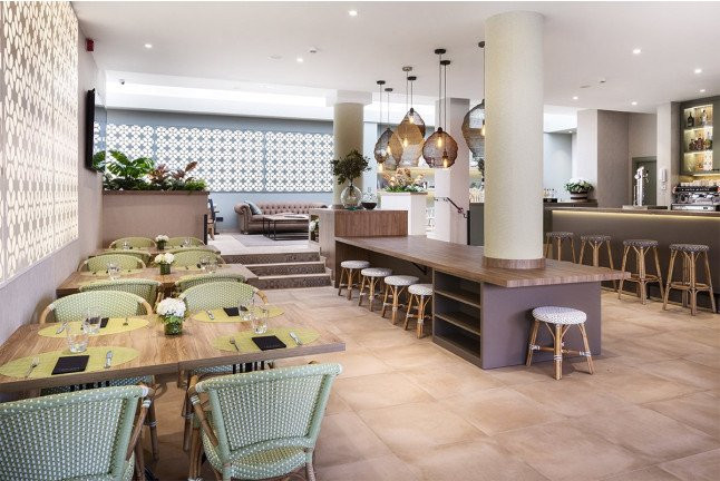 Circuito Spa, Masaje y Cena en Hotel Catalonia Santa Justa 4* (Sevilla)