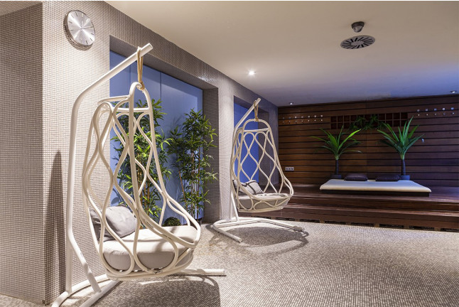 Spazio Experiences: Circuito Termal y Masaje para dos en Spazio Wellness - Hotel SB Diagonal Zero 4*sup (Barcelona)