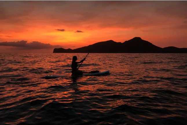 Excursión en SUP con Keida (Sant Elm, Mallorca)