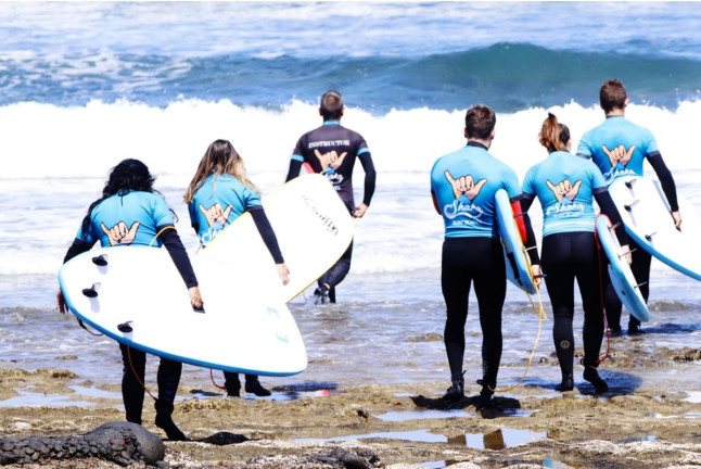 Clase de Surf con Fotos en Playa Las Américas (Arona, Santa Cruz de Tenerife)